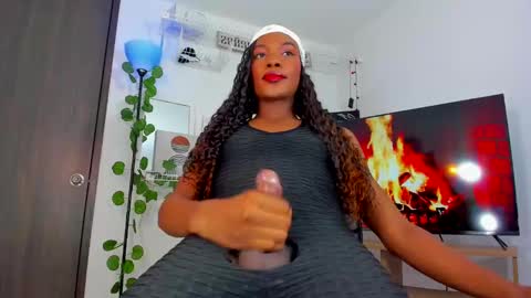 Snapshot of euphoricbunny chatting on 02.09.25 euphoricbunny online show from 02.09.25