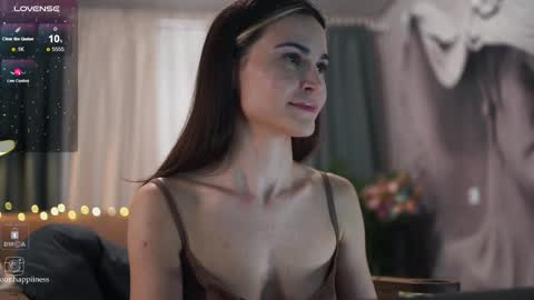 Snapshot of euphoriiiaa chatting on 01.11.25 Mira online show from 01.11.25