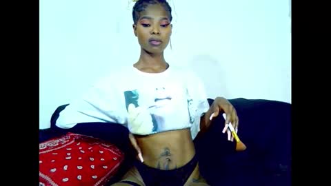 eva4him831 online show from 01.23.25