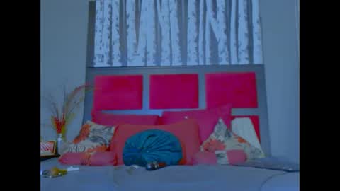 eva4him831 online show from 10.12.25