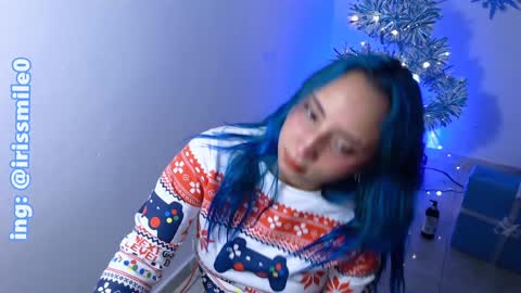 Iris Smile  independent model online show from 12.24.24