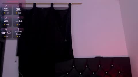 Iris Smile  independent model online show from 01.15.26