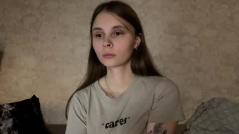 Snapshot of eva_calvin chatting on 11.03.25 Eva Calvin online show from 11.03.25