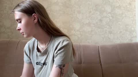 Eva Calvin online show from 06.25.26