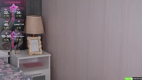 Eva Cramer online show from 11.11.25