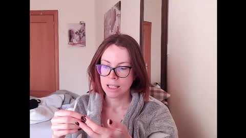 Snapshot of eva_cutesmile chatting on 03.05.26 Eva online show from 03.05.26