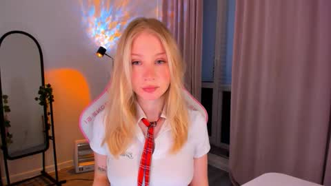 Eva Davis online show from 03.28.26