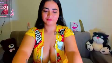 Snapshot of eva_dirtshow chatting on 10.08.25 Eva online show from 10.08.25