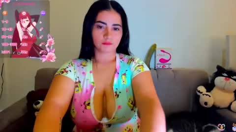 Snapshot of eva_dirtshow chatting on 10.15.25 Eva online show from 10.15.25