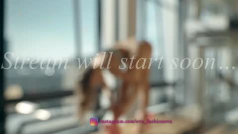 Snapshot of eva_fashionista chatting on 02.18.26 Eva online show from 02.18.26