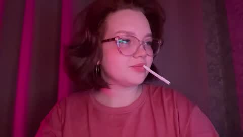 Snapshot of eva_kittenn chatting on 11.21.25 eva_kittenn online show from 11.21.25