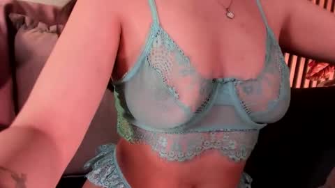 Angelinne online show from 03.19.26