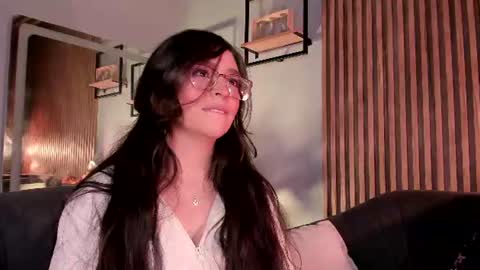 Angelinne online show from 08.05.26