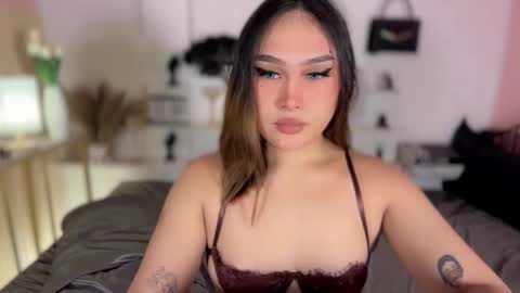 Queen Eva Mazikeen online show from 03.19.26