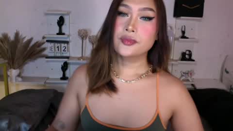 Queen Eva Mazikeen online show from 07.12.26