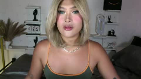 Queen Eva Mazikeen online show from 07.25.26