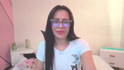Eva  online show from 06.12.26