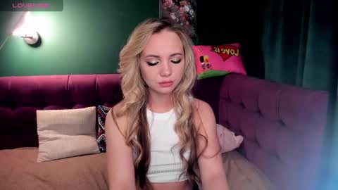 Eva 3 online show from 02.06.25