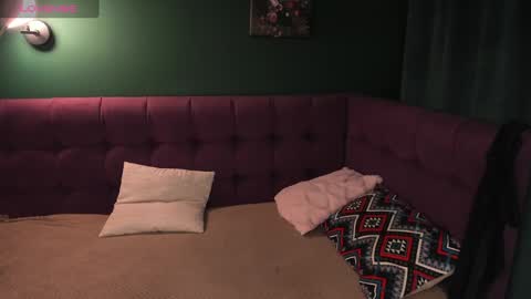 Eva 3 online show from 02.28.25