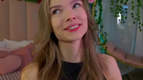 Eva online show from 12.24.24