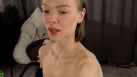 Snapshot of eva_natsumi chatting on 01.14.26 Eva online show from 01.14.26