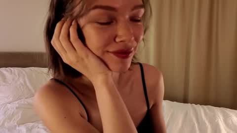 Snapshot of eva_natsumi chatting on 03.08.26 Eva online show from 03.08.26