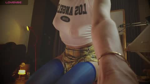 Snapshot of eva_quagmire chatting on 05.16.26 Eva online show from 05.16.26