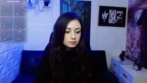 Eva online show from 11.21.25