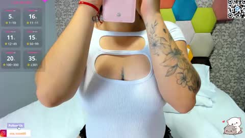 Snapshot of eva_rosse69 chatting on 03.12.25 Eva online show from 03.12.25