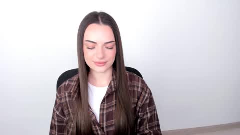 Eva online show from 02.23.25