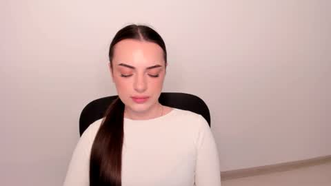 Eva online show from 03.11.25