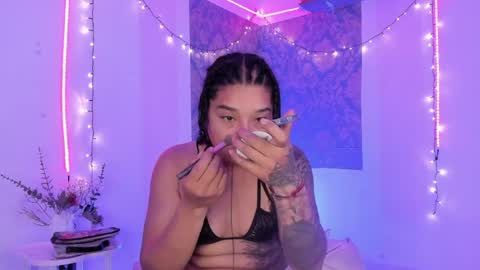 Eva  online show from 06.25.26