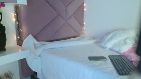 Eva Sin online show from 03.05.26