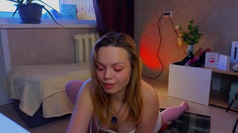 Hi there i am Eva and i wish create a nice community with you so join my Ticket Show for more pleasure online show from 03.13.26