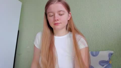 Eva online show from 12.23.25