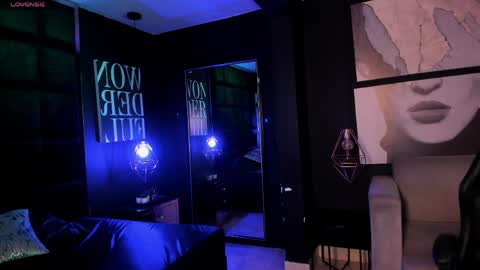 MISS EVY online show from 04.30.26