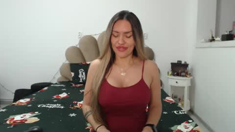 Snapshot of evabomb chatting on 01.08.25 EvaBomb online show from 01.08.25