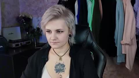 Eva Brownie online show from 01.31.25