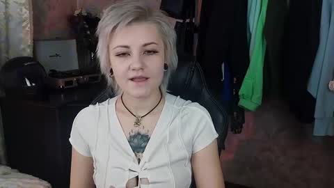 Eva Brownie online show from 02.02.25