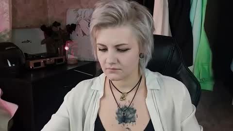 Eva Brownie online show from 02.04.25