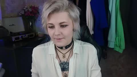 Eva Brownie online show from 02.11.25