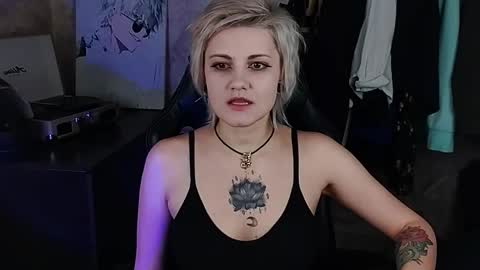 Eva Brownie online show from 03.04.25