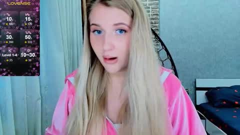 Eva  online show from 10.29.25