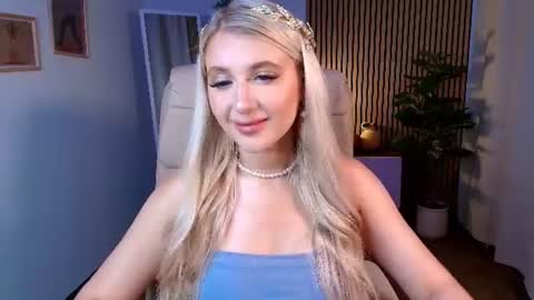 Eva  online show from 06.20.26