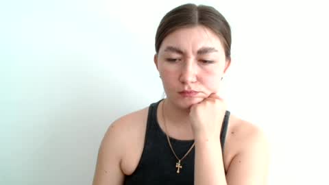 Snapshot of evachaturbatte chatting on 06.27.26 Evachaturbatte online show from 06.27.26