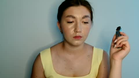Snapshot of evachaturbatte chatting on 06.29.26 Evachaturbatte online show from 06.29.26