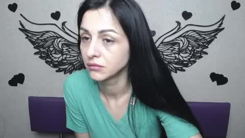 EvaClarkk online show from 04.17.26