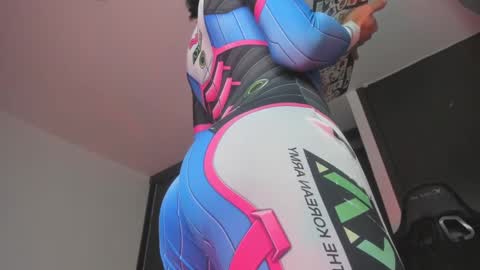 Snapshot of evaevanscute chatting on 02.25.25 evaevanscute online show from 02.25.25