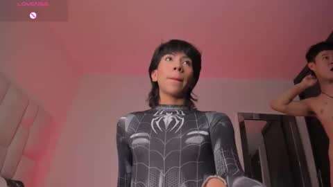 Snapshot of evaevanscute chatting on 10.31.25 evaevanscute online show from 10.31.25