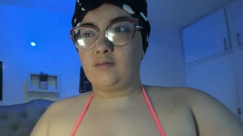 Snapshot of evafla_ chatting on 12.16.25 Eva online show from 12.16.25